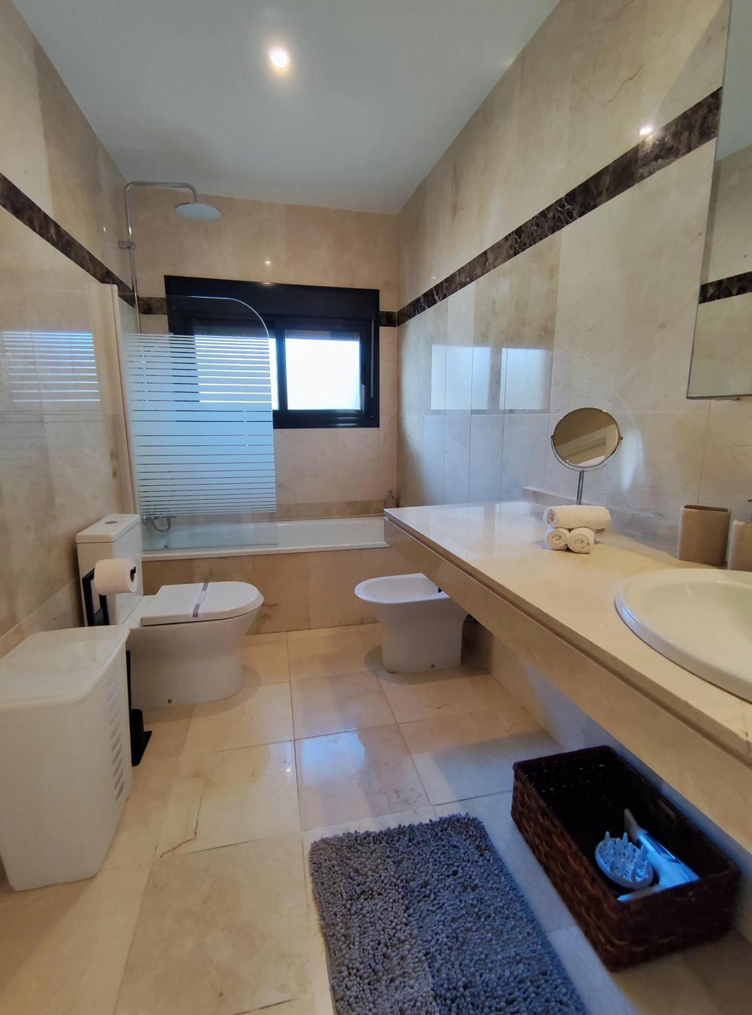 Appartement Luxury Duplex Infinity Pool Ehhouse à Estepona Extérieur photo