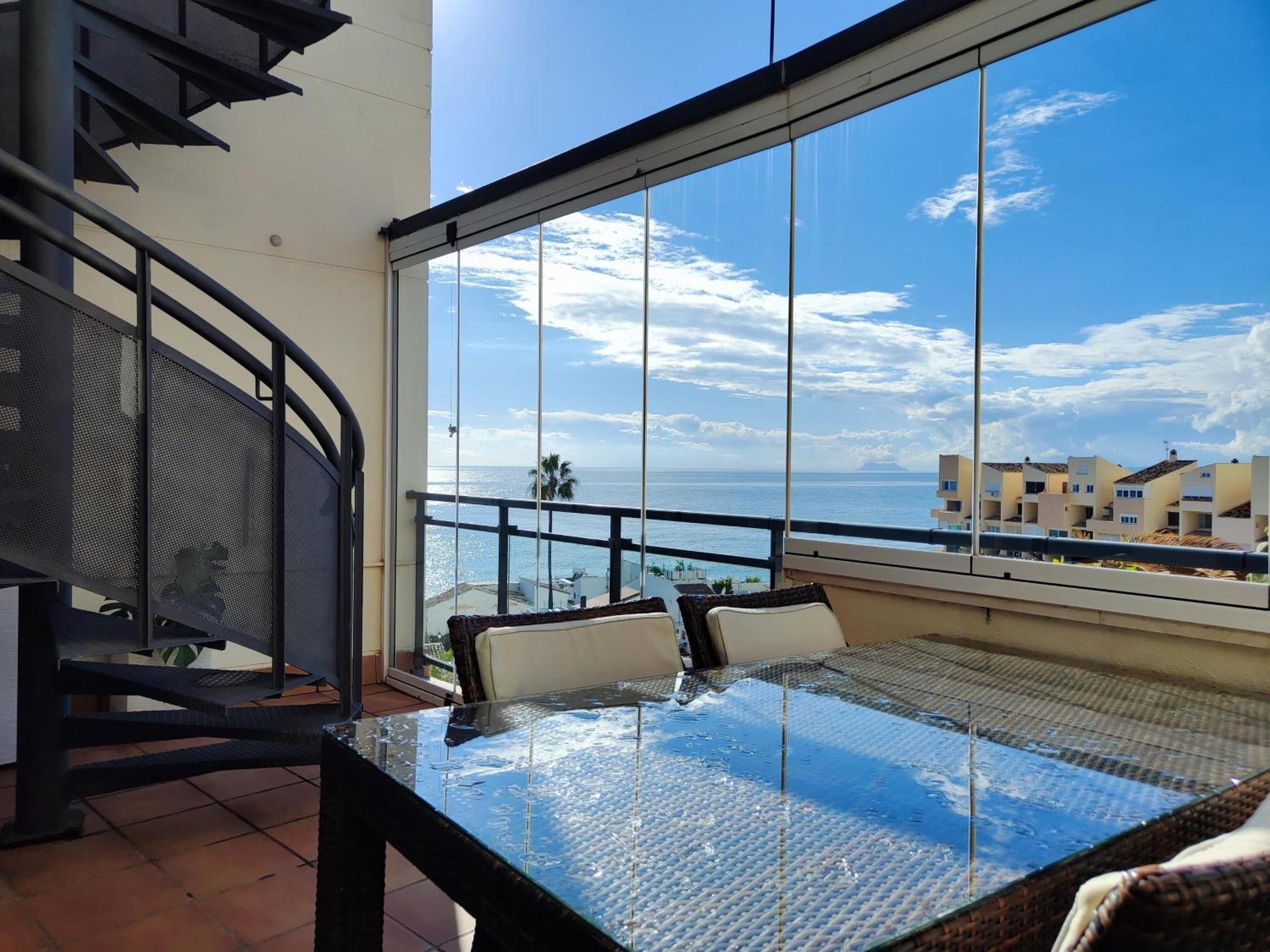 Appartement Luxury Duplex Infinity Pool Ehhouse à Estepona Extérieur photo