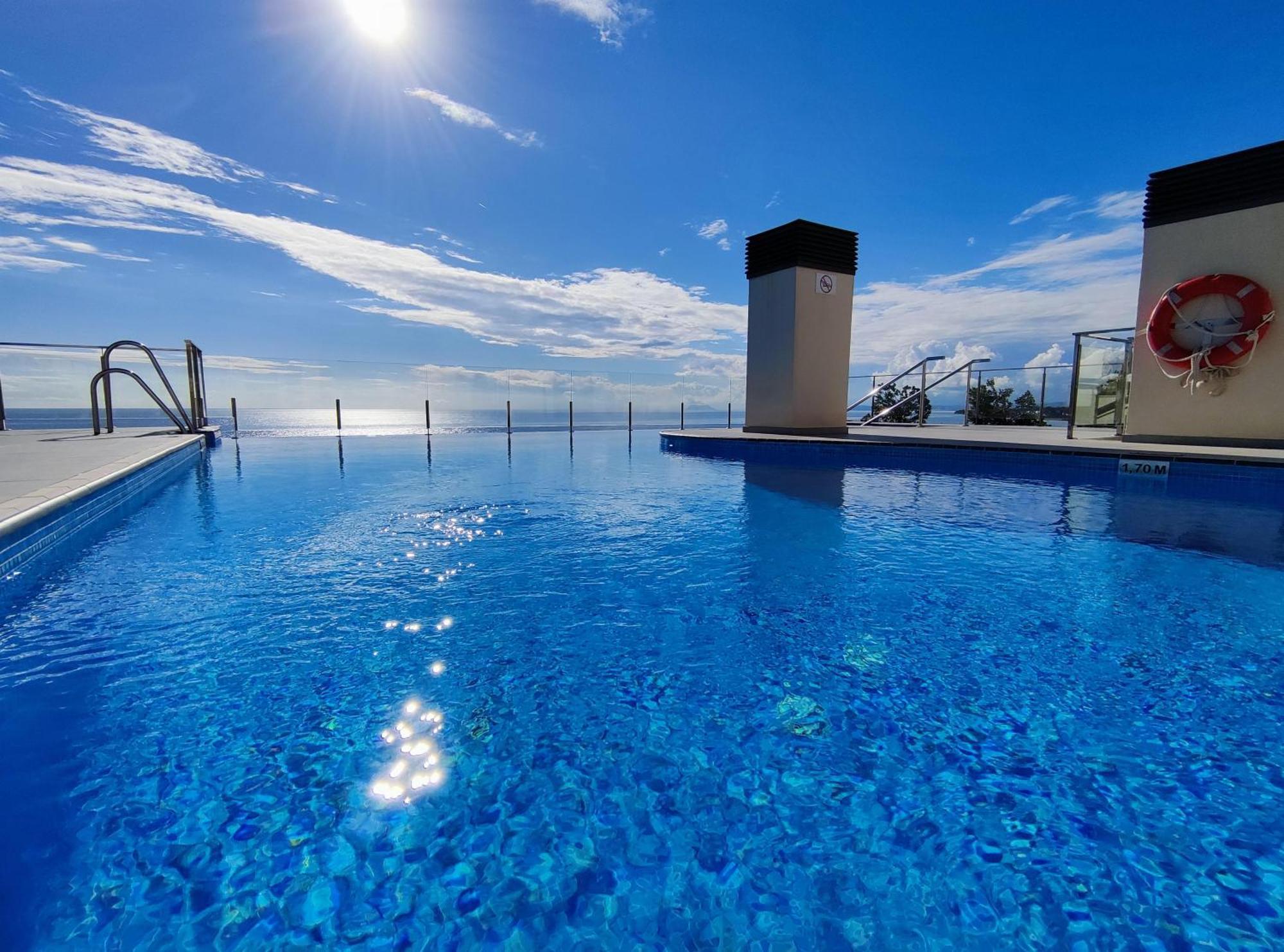 Appartement Luxury Duplex Infinity Pool Ehhouse à Estepona Extérieur photo